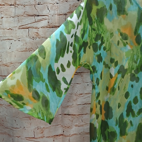 Isaac Mizrahi Multicolor Abstract Blouse - Picture 5 of 9